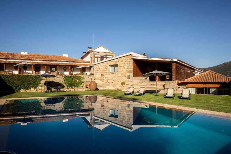 Hotel Rural Casa De Samaioes Chaves Bagian luar foto