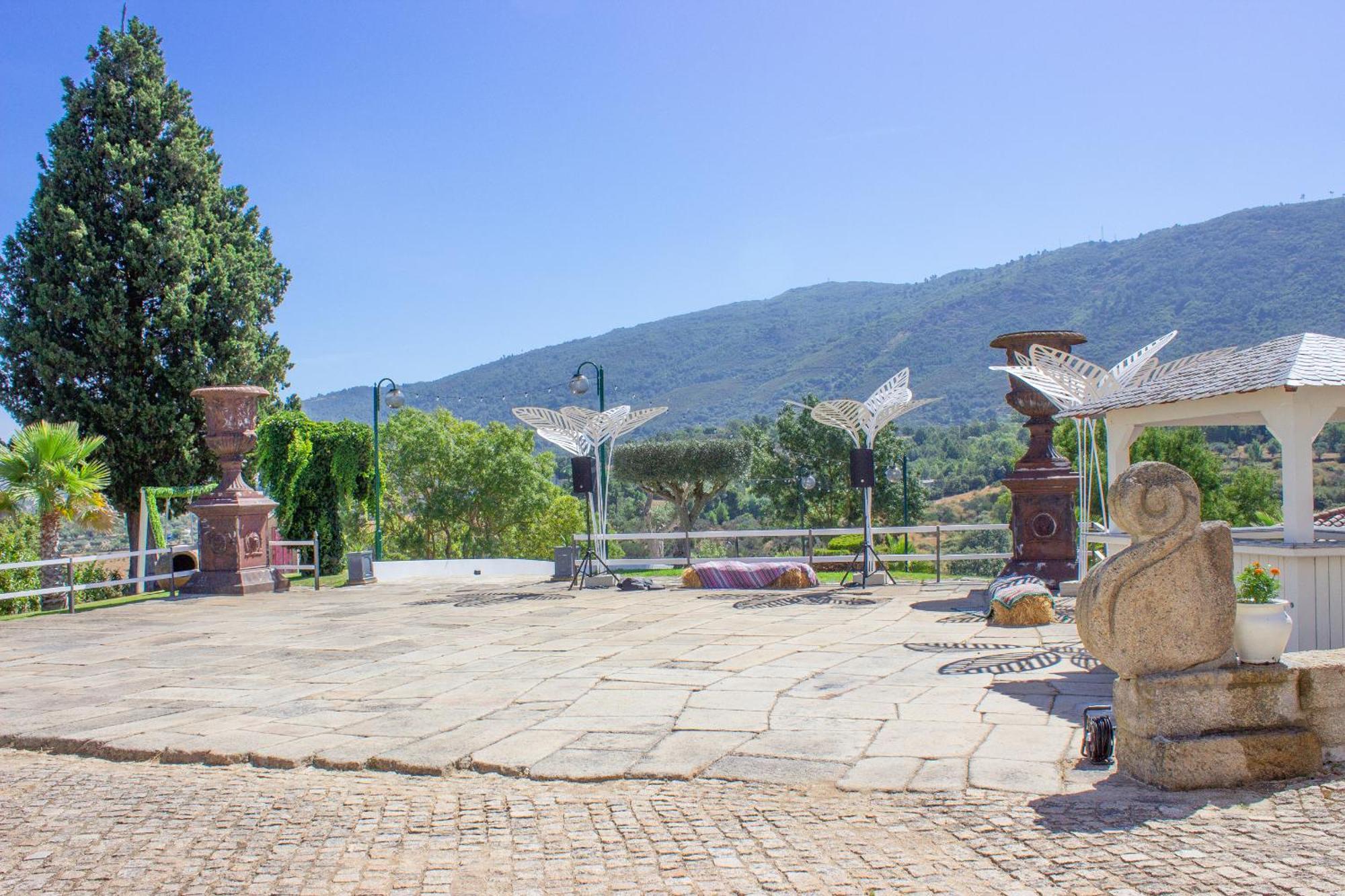 Hotel Rural Casa De Samaioes Chaves Bagian luar foto