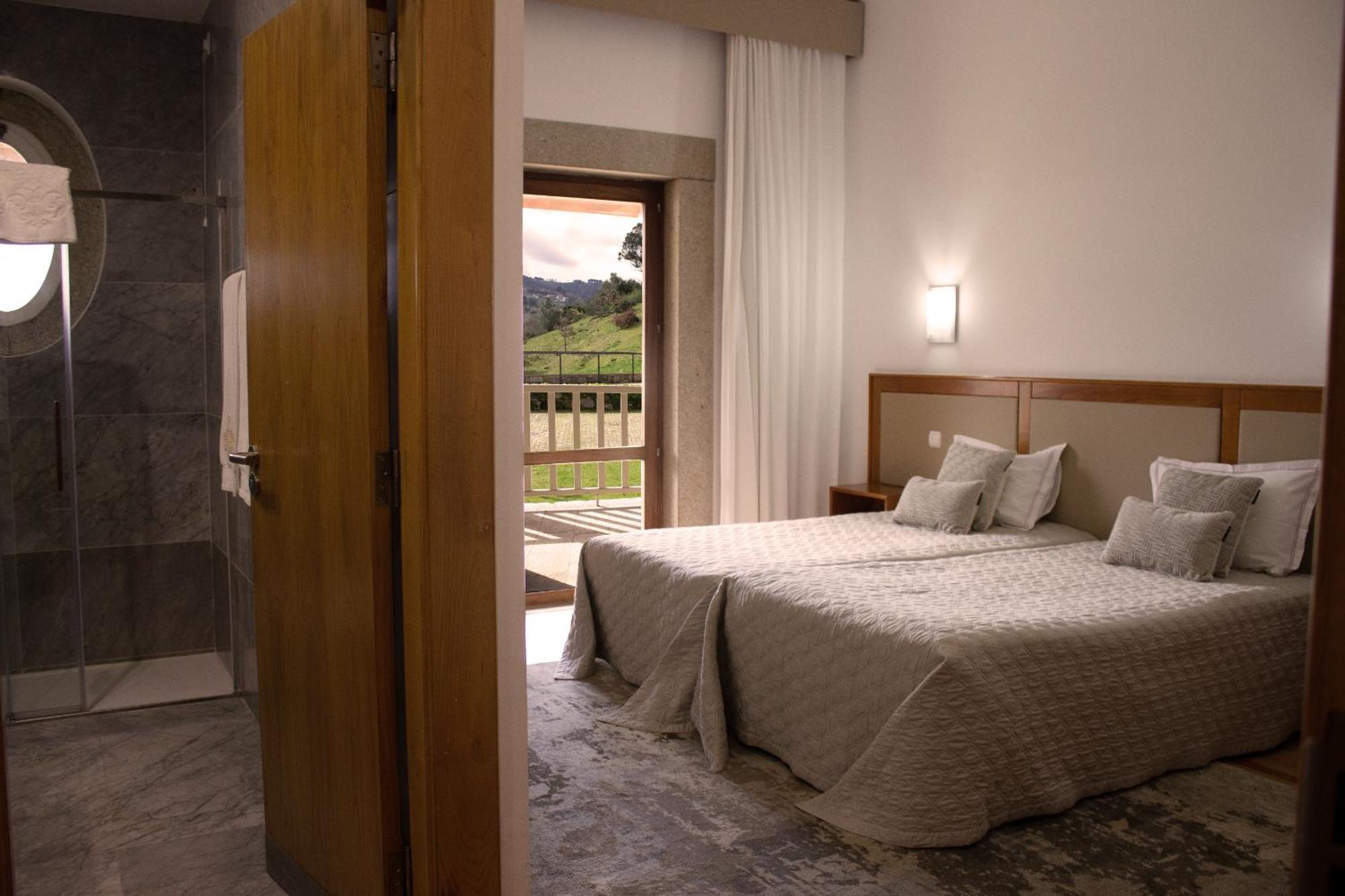 Hotel Rural Casa De Samaioes Chaves Bagian luar foto